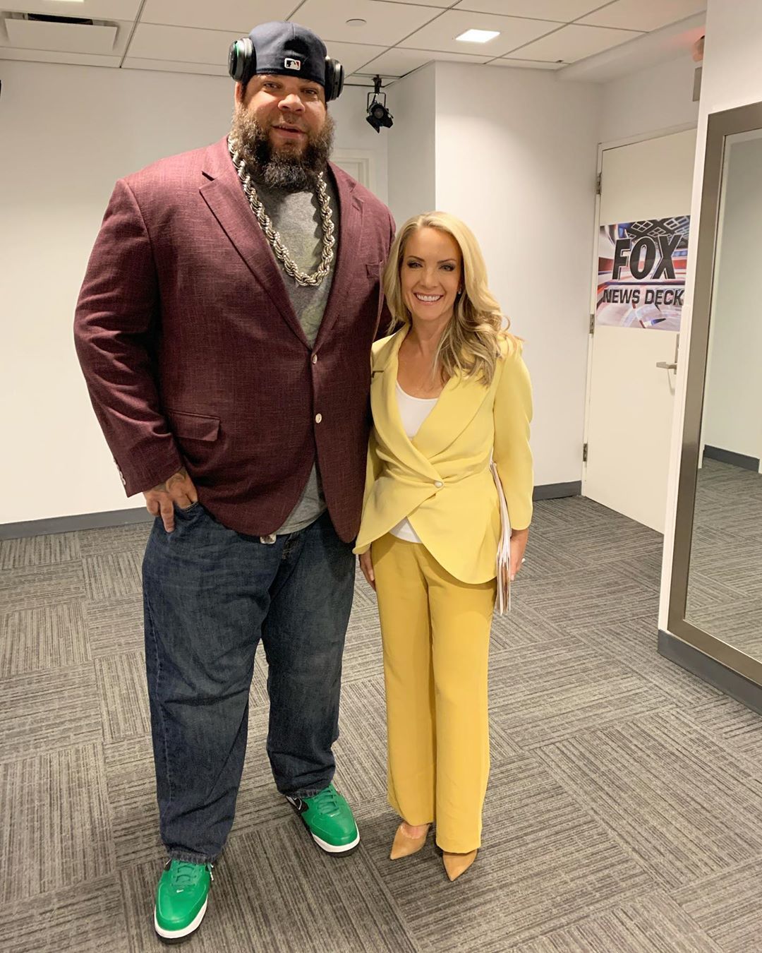 How Tall is Dana Perino Bodyguard