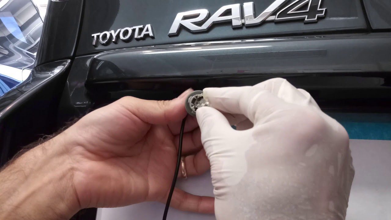 How to Change License Plate Bulb Toyota Rav4